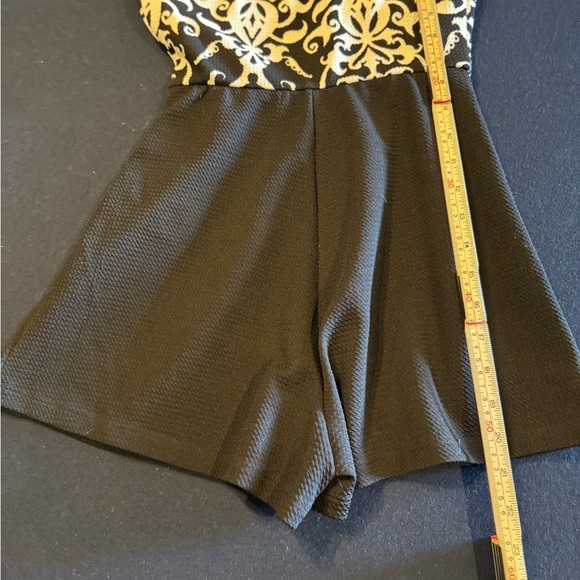 PAPAYA Elegant Black and Gold Women Romper Sz S - Picture 5 of 9